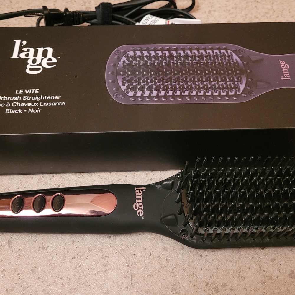 Lange levite black straightening brush